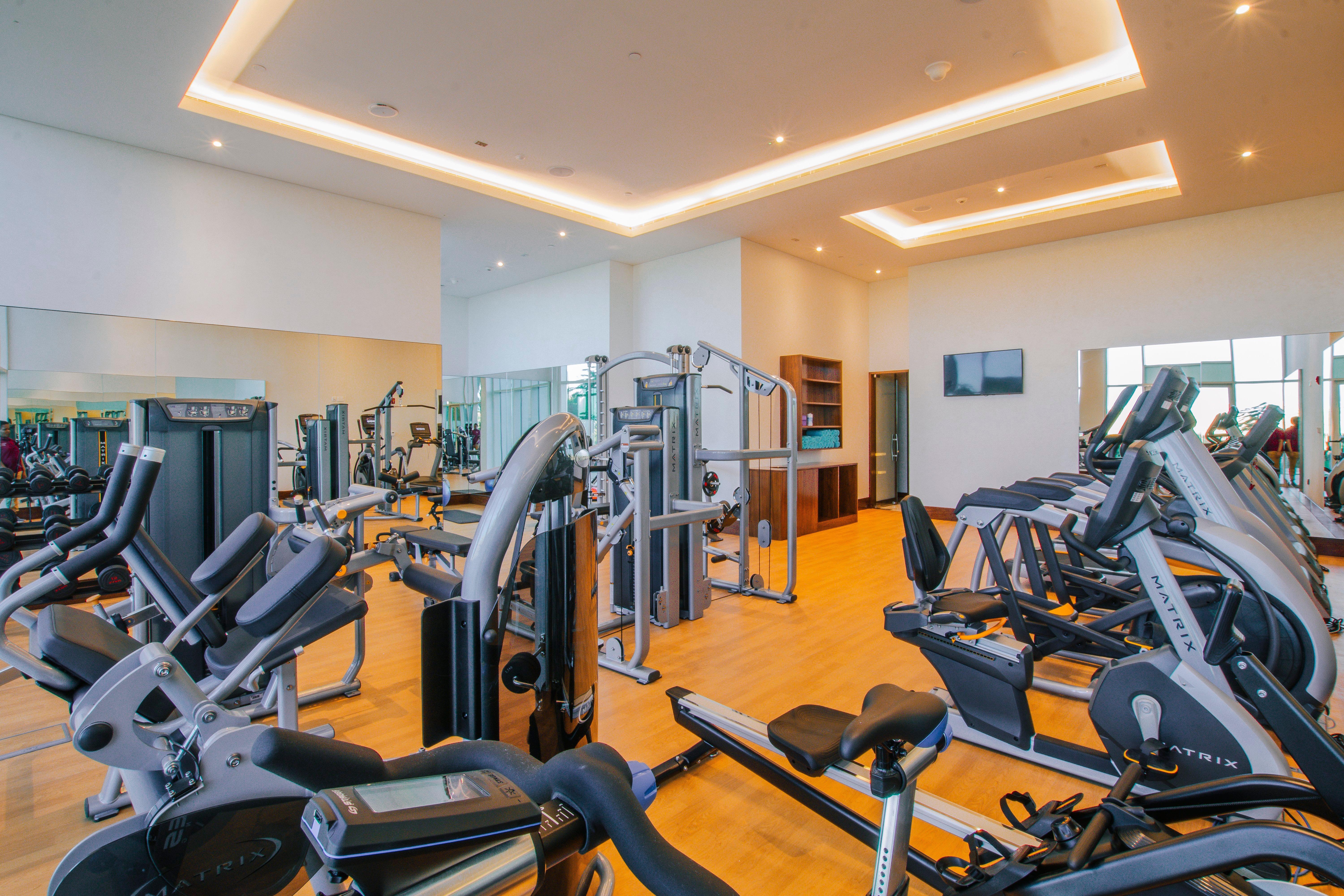 Crowne Plaza Muscat Ocec By Ihg Hotel Екстериор снимка